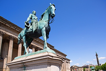 Albert statue in St. George's Place, Liverpool, Merseyside, England, United Kingdom, Europe