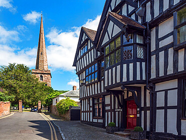 St. Michaels Church and Church House, Ledbury, Herefordshire, England, United Kingdom, Europe