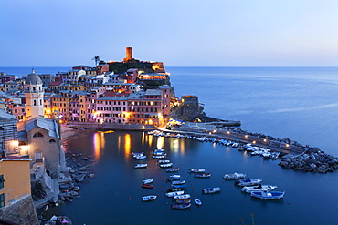 Vernazza at dusk, Cinque Terre, UNESCO World Heritage Site, Liguria, Italy, Mediterranean, Europe 