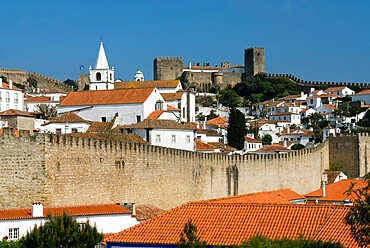 View of old town and castle walls, Obidos, Estremadura, Portugal, Europe