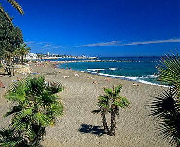 View along beach, Marbella, Costa del Sol, Andalucia, Spain, Mediterranean, Europe