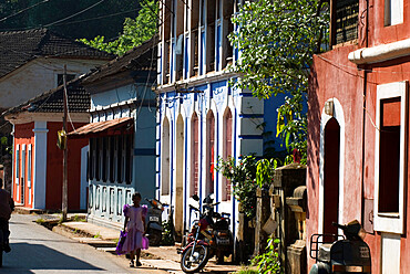 Street in the old quarter, Fontainhas, Panjim, Goa, India, Asia