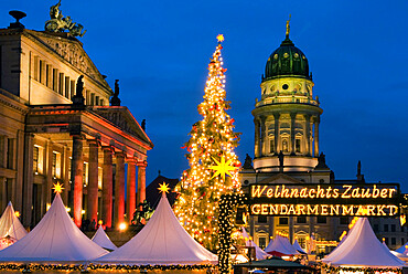 Christmas market outside the Opera House, Gendarmenmarkt, Berlin, Germany, Europe