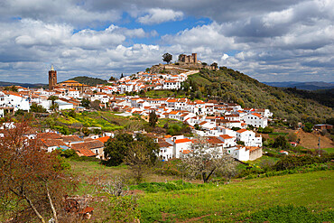 White pueblo and 13th century castillo, Cortegana, Parque Natural Sierra de Aracena y picos de Aroche, Huelva, Andalucia, Spain, Europe