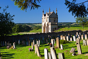 Churchyard of St. James and Jacobean lodge, Chipping Campden, Gloucestershire, Cotswolds, England, United Kingdom, Europe