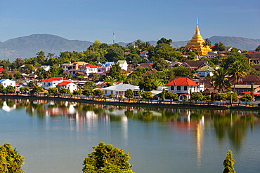 Wat Jong Kham and colonial era buildings on Naung Tung Lake, Kengtung, Shan State, Myanmar (Burma), Asia