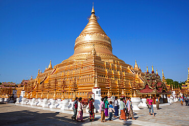 Shwezigon Pagoda, Bagan, Central Myanmar, Myanmar (Burma), Asia