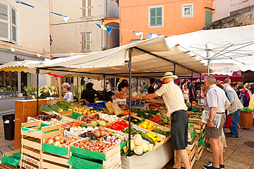 Local market, Place aux Herbes, Saint-Tropez, Var, Provence-Alpes-Cote d'Azur, Provence, France, Europe