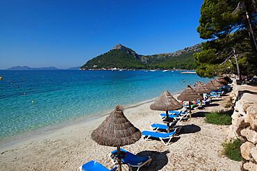 Platja Formentor, near Port de Pollenca (Puerto Pollensa), Mallorca (Majorca), Balearic Islands, Spain, Mediterranean, Europe