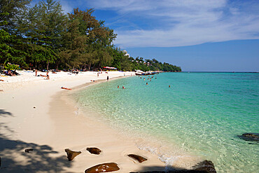 Long Beach, Koh Phi Phi, Krabi Province, Thailand, Southeast Asia, Asia