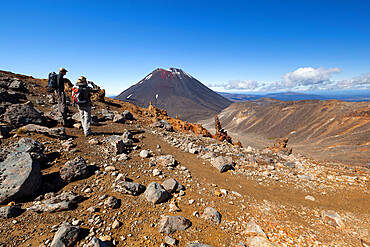 Tongariro Alpine Crossing with Mount Ngauruhoe, Tongariro National Park, UNESCO World Heritage Site, North Island, New Zealand, Pacific