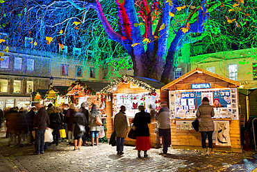 Bath Christmas Market in Abbey Green at night, Bath, Somerset, England, United Kingdom, Europe