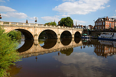 The Welsh Bridge over River Severn, Shrewsbury, Shropshire, England, United Kingdom, Europe