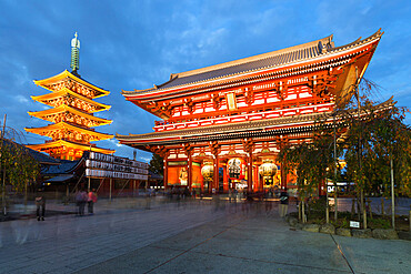 Senso-ji, an ancient Buddhist temple, at night, Asakusa, Tokyo, Japan, Asia