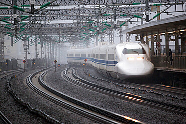 Bullet train at Shin-Osaka Station, Osaka, Kansai, Japan, Asia