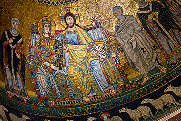 Mosaics inside the church of Santa Maria in Trastevere, Piazza Santa Maria in Trastevere, Rome, Lazio, Italy, Europe