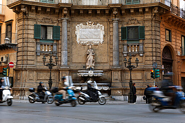 Quattro Canti (four corners), Palermo, Sicily, Italy, Europe