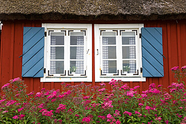 Typical Swedish cottage window, Arild, Kulla Peninsula, Skane, South Sweden, Sweden, Scandinavia, Europe