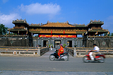 View of the Imperial city of the Nguyen Emperors, The Citadel, Hue, UNESCO World Heritage Site, North Central Coast, Vietnam, Indochina, Southeast Asia, Asia