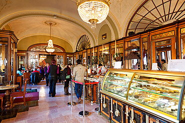 Interior of fashionable Cafe Gerbeaud, Vorosmarty Ter, Budapest, Central Hungary, Hungary, Europe