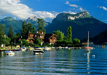 Harbour and Auberge Pere Bis, Talloires, Lake Annecy, Rhone Alpes, France, Europe