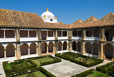 The Cloisters, Museu Arqueologico, Faro, Algarve, Portugal, Europe