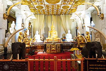 Temple of the Sacred Tooth Relic, Kandy, Central Province, Sri Lanka, Asia