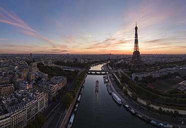 Eiffel Tower and River Seine at dawn, Paris, Ile-de-France, France, Europe