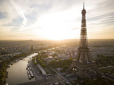 Eiffel Tower and River Seine at dawn, Paris, Ile-de-France, France, Europe