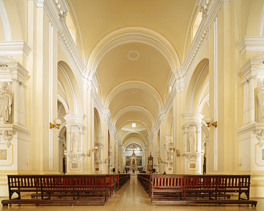 Interior of Leon Cathedral, UNESCO World Heritage Site, Leon, Leon Department, Nicaragua, Central America