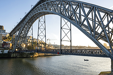 Ponte Dom Luis I Bridge and Douro River, UNESCO World Heritage Site, Porto, Porto District, Norte, Portugal, Europe