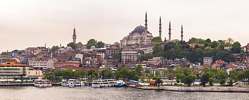 Suleymaniye Mosque, UNESCO World Heritage Site, seen across Golden Horn, Istanbul, Turkey, Europe