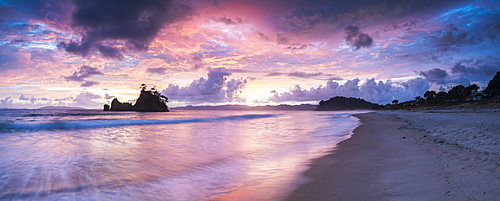 Pungapunga Island at Whangapoua Beach at sunrise, Coromandel Peninsula, North Island, New Zealand, Pacific