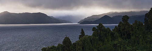 Lake Waikaremoana, Te Urewera, Eastland, North Island, New Zealand, Pacific