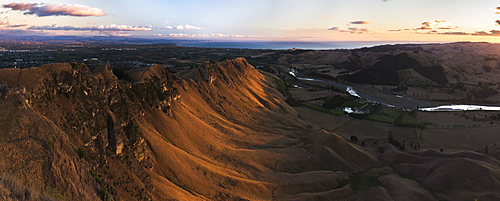 Te Mata Peak at sunrise, Hastings near Napier, Hawkes Bay Region, North Island, New Zealand, Pacific