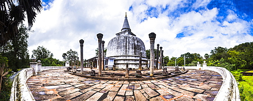 Lankarama Dagoba, Anuradhapura, UNESCO World Heritage Site, Sri Lanka, Asia