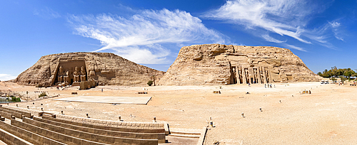 Panoramic view of the Great Temple of Abu Simbel on the and the temple of Hathor and Nefertari on the right, UNESCO World Heritage Site, Abu Simbel, Egypt, North Africa, Africa