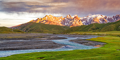 Sunset over the Central Tian Shan Mountains and glacier river, Kurumduk valley, Naryn province, Kyrgyzstan, Central Asia, Asia