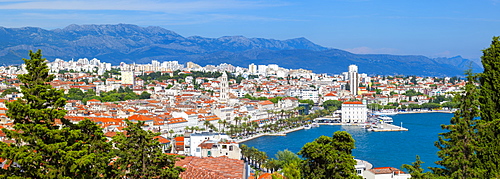 Elevated view over Split's picturesque Stari Grad and harbour, Split, Dalmatia, Croatia, Europe