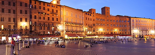 Restaurants at Piazza del Campo, Siena, UNESCO World Heritage Site, Siena Province, Tuscany, Italy, Europe