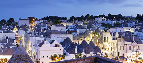 Trulli, traditional houses, Rione Monti area, Alberobello, UNESCO World Heritage Site, Valle d'Itria, Bari district, Puglia, Italy, Europe