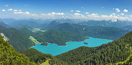 View from Herzogstand mountain to Walchensee Lake and Karwendelgebirge mountains, Upper Bavaria, Bavaria, Germany, Europe