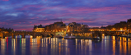 Pont Neuf and Ile de la Cite, Ile Saint-Louis, Paris, Ile de France, France, Europe