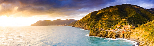 Panoramic aerial view of Vernazza at sunset, Cinque Terre, UNESCO World Heritage Site, La Spezia province, Liguria, Italy, Europe