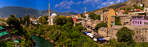 Neretva River cutting through Mostar, Bosnia and Herzegovina, Europe