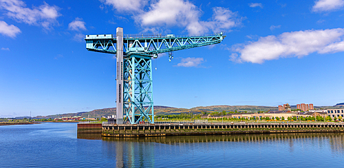 Clydebank Titan, cantilever crane, River Clyde, Clydebank, Scotland, United Kingdom, Europe