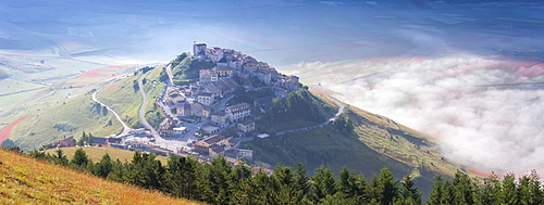 Sunrise in Castelluccio di Norcia, Umbria, Italy, Europe