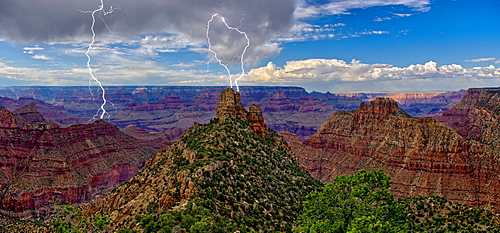 A storm brewing directly over the Sinking Ship on the south rim of the Grand Canyon, Grand Canyon National Park, UNESCO World Heritage Site, Arizona, United States of America, North America