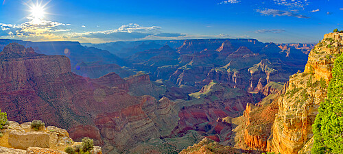 Grand Canyon viewed from the cliffs west of Moran Point with Coronado Butte on the far left, Grand Canyon National Park, UNESCO World Heritage Site, Arizona, United States of America, North America