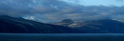 Glacier carved mountain range